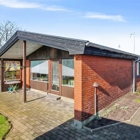 Sune - 800m From The Sea In Nw Jutland By Interhome Holiday home *